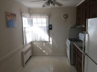 216 Scherrer St, Cranford NJ  07016-2548 exterior