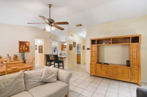 5835 Talavera St, Orlando, FL 32807-2809