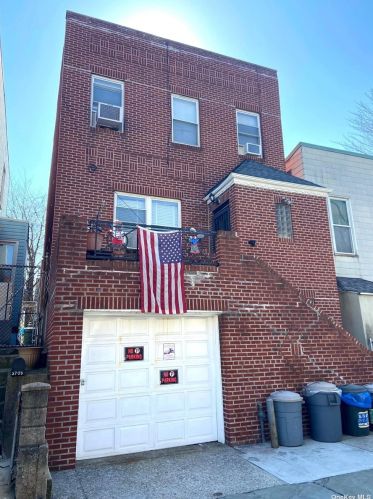 37-31 27th St, Long Island City, NY 11101-2917