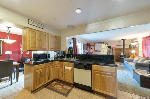 9345 Perry St, Westminster CO 80031-6442 exterior