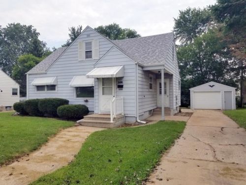 4525 33 Ave, Kenosha WI  53144-6712 exterior