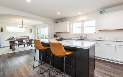 292 Autumn Crest Ln, Lake Mills WI  53551-1951 exterior