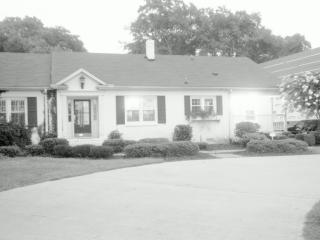 2921 Augusta St, Greenville, SC 29605-2047