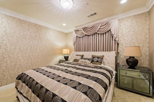 5735 Primrose Ave, Temple City CA  91780-2508 exterior