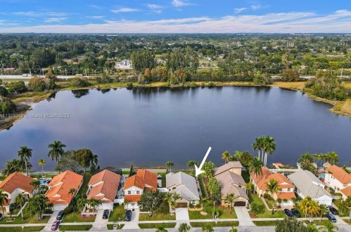 18125 21st St, Hollywood FL  33029-3030 exterior