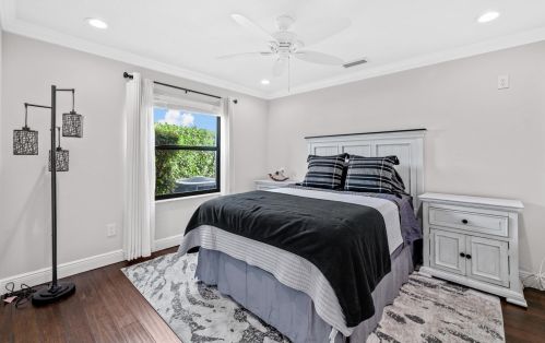 2904 Appaloosa Trl, West Palm Beach FL  33414-7639 exterior