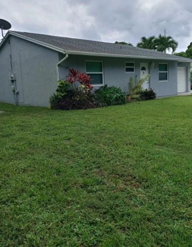 3762 Quentin Ave, Boynton Beach, FL 33436-3430