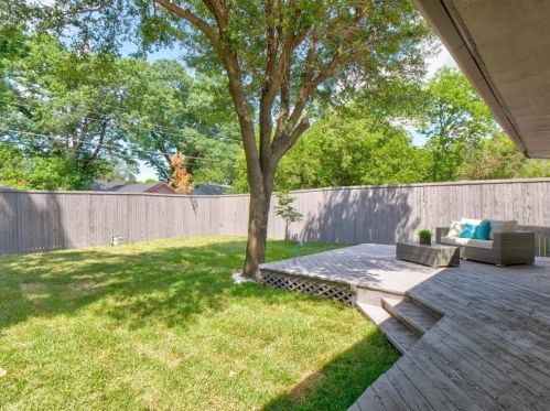 1819 Fuller Dr, Dallas TX  75228-3252 exterior