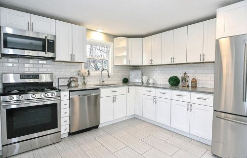 145 Vance St, New Britain, CT 06052-1637