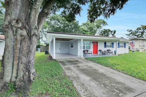 128 Hawthorne Rd, Winter Haven, FL 33884-2312