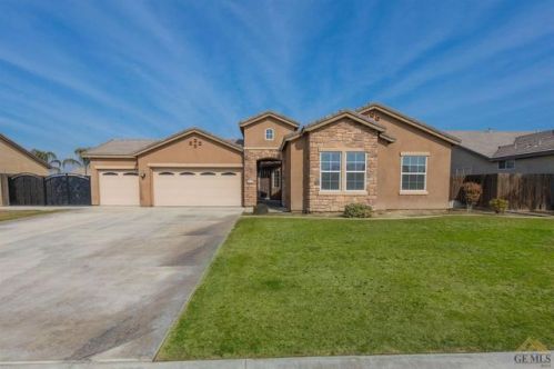 6114 Fire Opal Dr, Bakersfield, CA 93313-5390