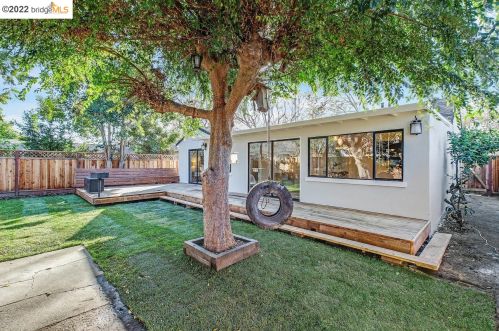 17267 Via San Ardo, San Lorenzo CA  94580-2707 exterior