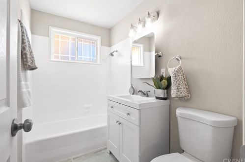 403 Lingard St, Lancaster CA 93536-1405 exterior