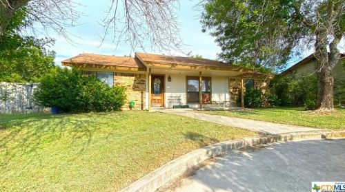 102 Saddle Dr, Copperas Cove, TX 76522-1010