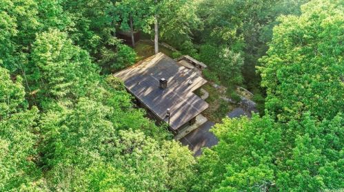 1305 Grants Ln, Crotonville, NY