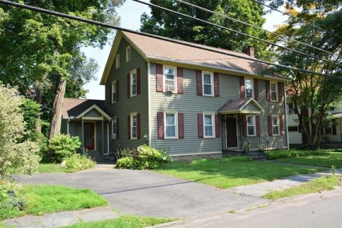 102 James St, Rosendale, NY 12472-9718