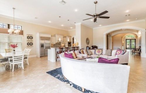 395 Muirfield Loop, Kissimmee FL 34747-6411 exterior