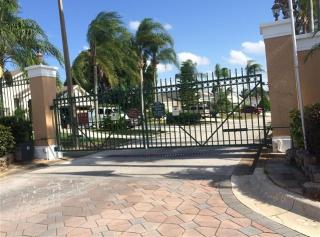 425 King George Dr, Davenport, FL 33837-6644