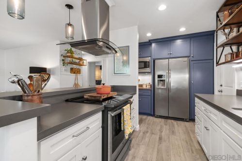 763 Snapdragon St, Encinitas CA  92024-3347 exterior