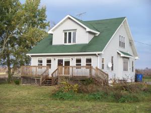7059 Elmro Rd, Wayside, WI 54126-9752
