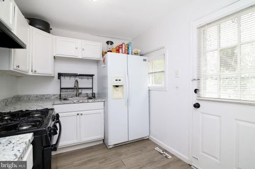 335 Washington St, West Deptford NJ  08066-1083 exterior