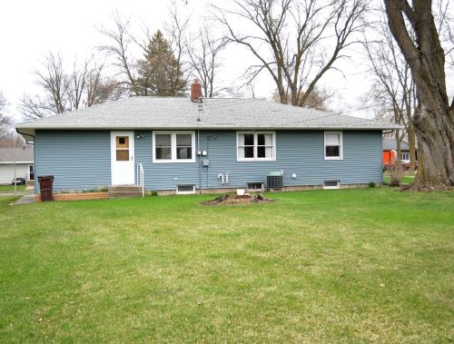705 11th St, Montevideo, MN 56265-1627