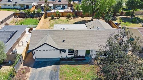 5720 Wisteria Dr, Riverside CA  92504-1533 exterior