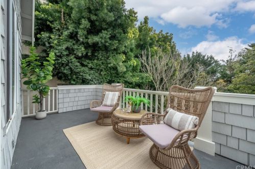 502 Le Point St, Pismo Beach CA  93420-2828 exterior