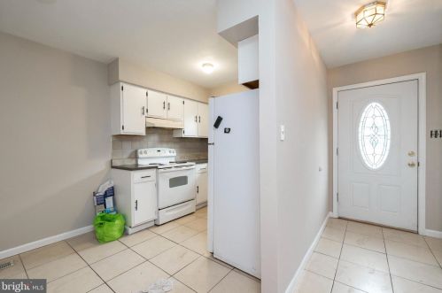 65 Brighton Ct, Downingtown PA  19335-2269 exterior