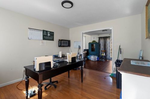 12 Byrne Rd, Northwood NH  03261-3239 exterior