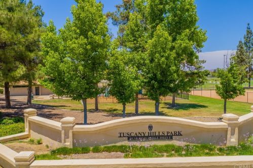 28 Del Brienza, Lake Elsinore CA  92532-0221 exterior