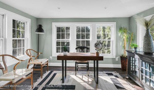 961 Front St, Tinton Falls NJ  07701-5615 exterior