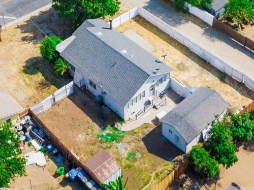 9659 Primrose Dr, Riverside CA 92503-4277 exterior