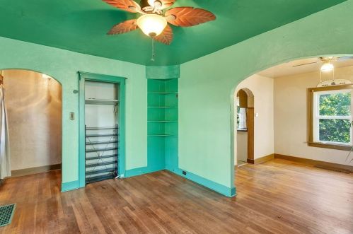 1311 Beckham St, Pittsburgh PA 15212-2337 exterior