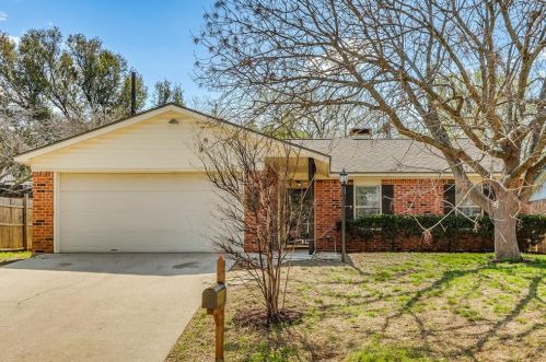 2012 Paisley St, Denton, TX 76209-4754