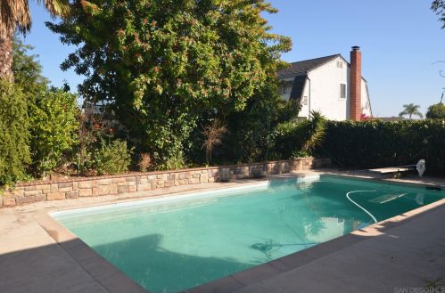 7043 Bobhird Dr, San Diego CA 92119-1403 exterior