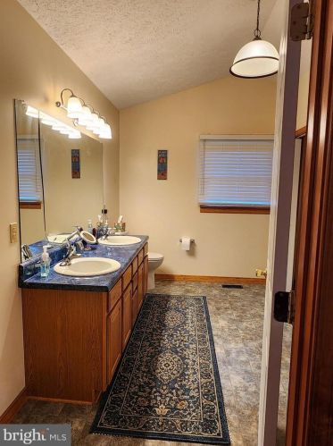 8736 Kentucky Springs Rd, Mineral VA  23117-4684 exterior