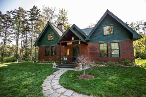 959 Ashuelot Dr, Washington, NH 03280-3448