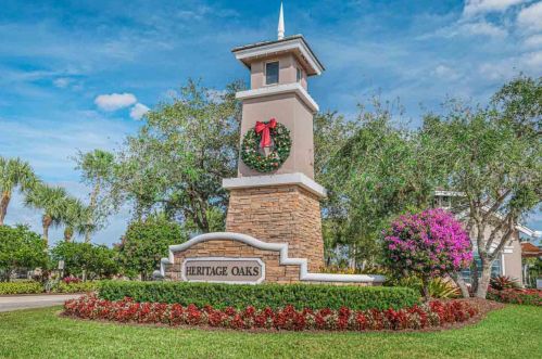 9901 Eastbrook Cir, Port Saint Lucie, FL 34987-2433