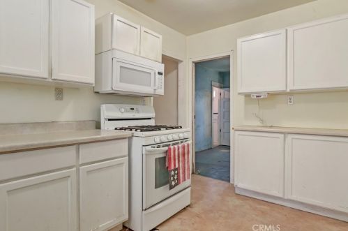 1071 Rialto Ave, San Bernardino CA  92408-1221 exterior