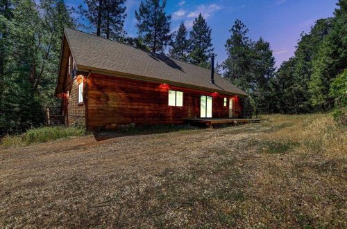 19121 Greenhorn Rd, Grass Valley CA  95945-8627 exterior
