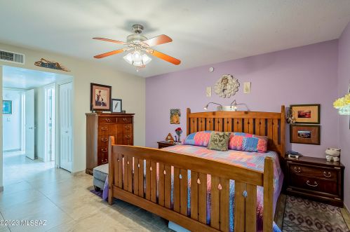 454 Calle Lago, Tucson AZ 85704-3915 exterior