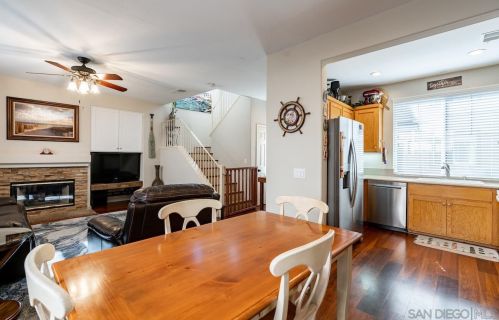 2813 Cyn Ave, San Diego CA 92123-5427 exterior