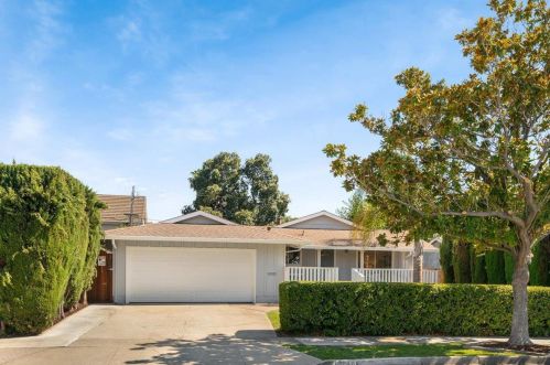 2486 Elkins Way, San Jose, CA 95121-1340