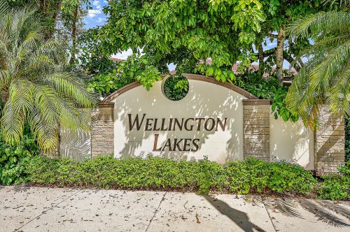 12601 Shoreside Ln, West Palm Beach, FL 33414-8006
