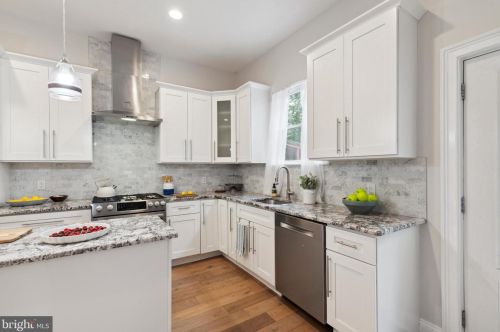 5010 Hazel Ave, Philadelphia PA  19143-1622 exterior