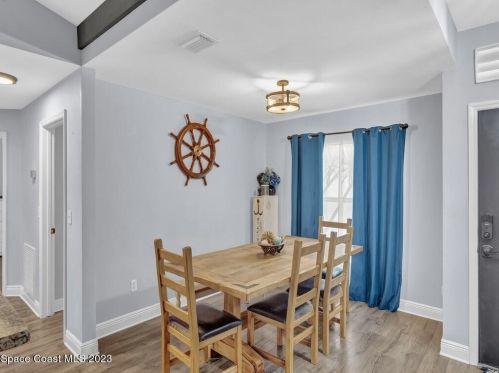 449 Toledo St, Sebastian FL  32958-4373 exterior