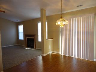 710 Gatewood Dr, Greenwood IN  46143-8427 exterior