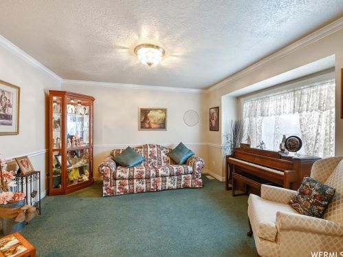 5008 6700, Hooper, UT 84315-9756