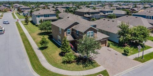 1606 Feather Grass Loop, Lutz FL  33558-2804 exterior